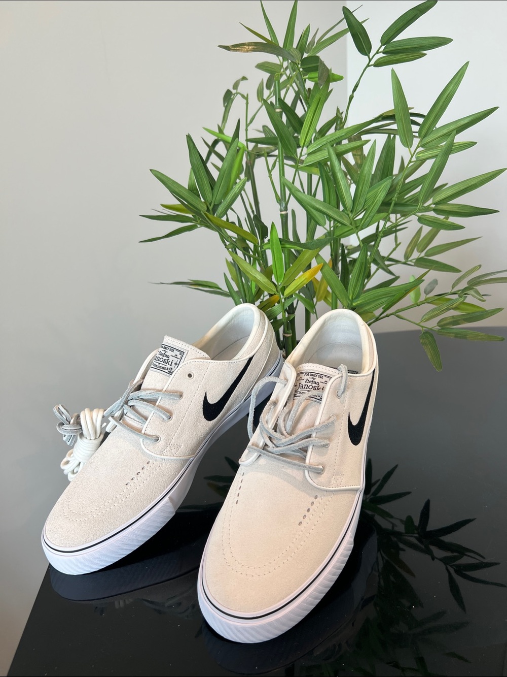 Nike Men’s SB Zoom Janoski OG + Size 10.5